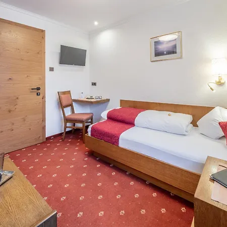 Fruehstueckspension Maier 3* Solden