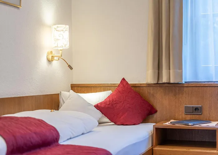 Fruehstueckspension Maier Pensjonat Sölden