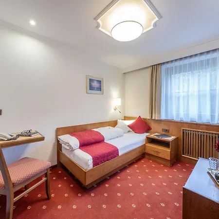 بيت ضيافة Fruehstueckspension Maier 3*